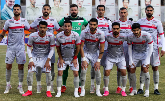 بیگانــــه با همیشــــه