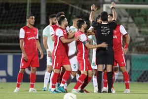 خلاصه بازی ذوب آهن و پرسپولیس