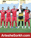 ایران مقابل انگلیس قرمز می‌پوشد
