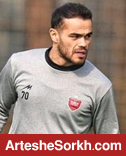 چشم‌ها در پرسپولیس به اورونوف است